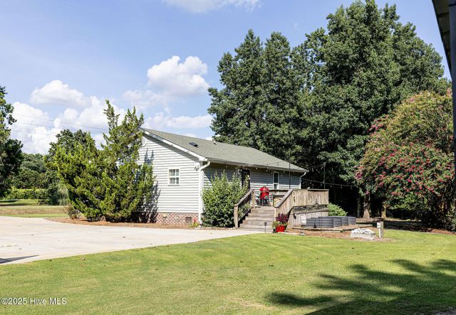 418 Durwood Evans Road, Beulaville, NC 28518