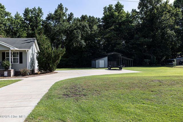 418 Durwood Evans Road, Beulaville, NC 28518