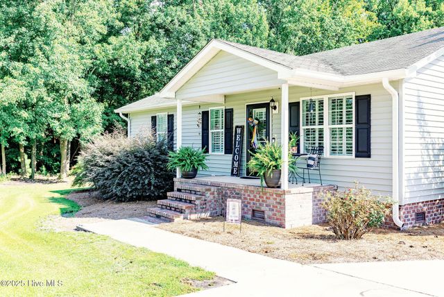 418 Durwood Evans Road, Beulaville, NC 28518