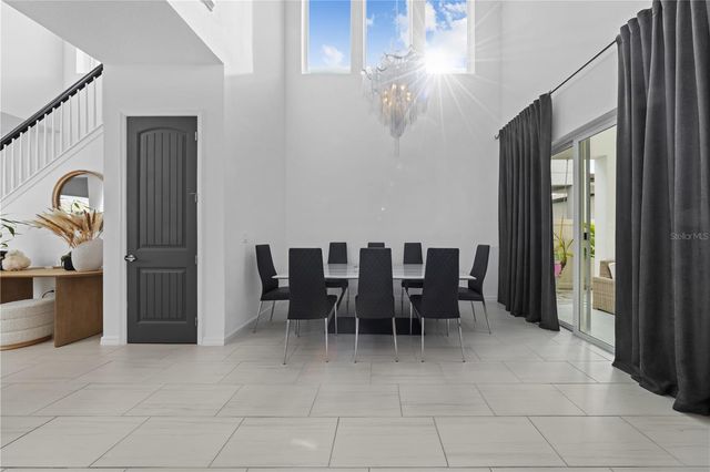 2065 WHITE FEATHER LOOP, Oakland, FL 34787