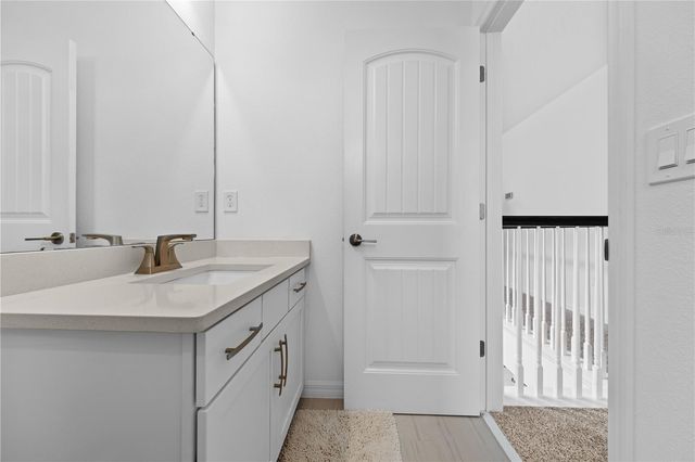 2065 WHITE FEATHER LOOP, Oakland, FL 34787