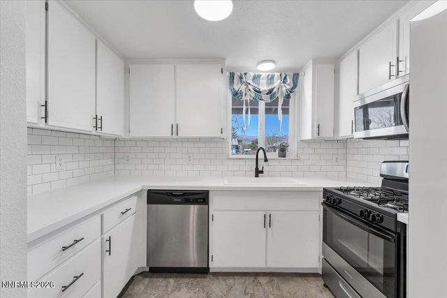 429 Keystone Drive, Dayton, NV 89403