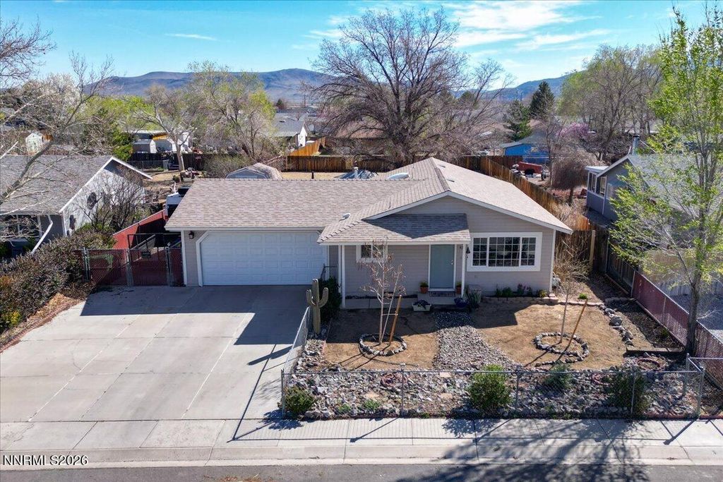 429 Keystone Drive, Dayton, NV 89403