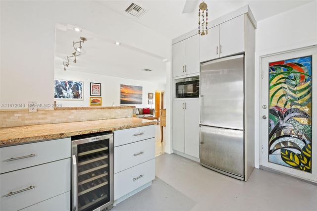 8819 Hawthorne Ave, Surfside, FL 33154