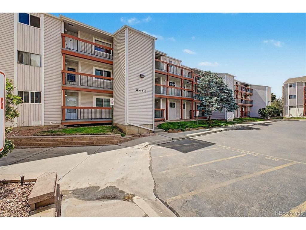 8450 Decatur St 109, Westminster, CO 80031
