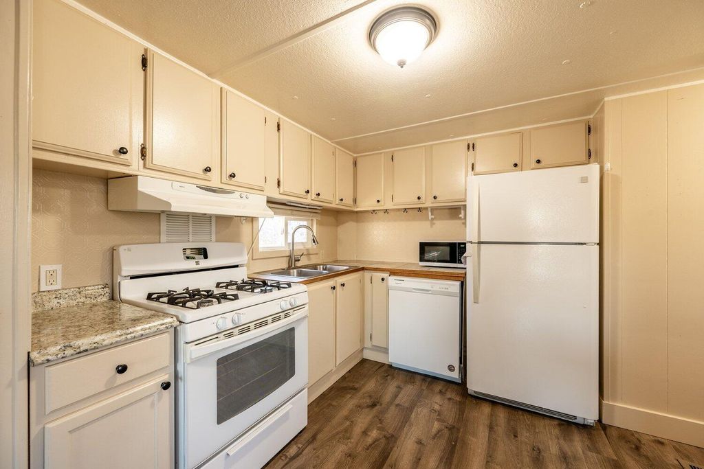 1511 Mydland Road 182, Sheridan, WY 82801 photo 4