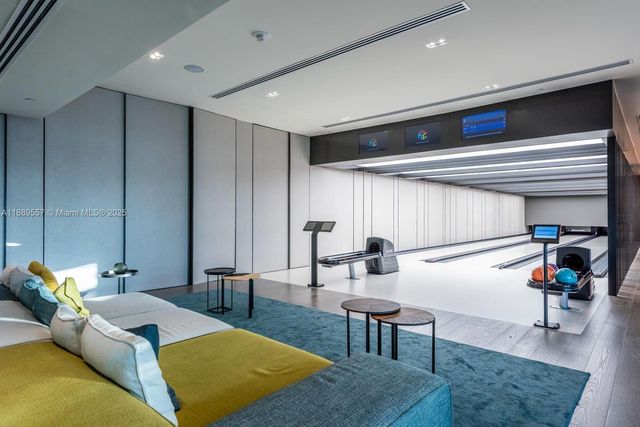 650 NE 32nd Street 1508, Miami, FL 33137