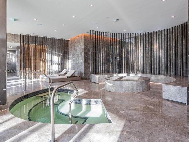 650 NE 32nd Street 1508, Miami, FL 33137