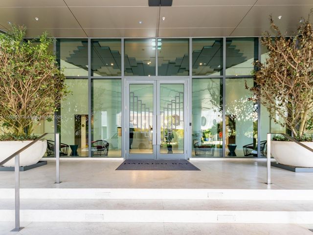 650 NE 32nd Street 1508, Miami, FL 33137