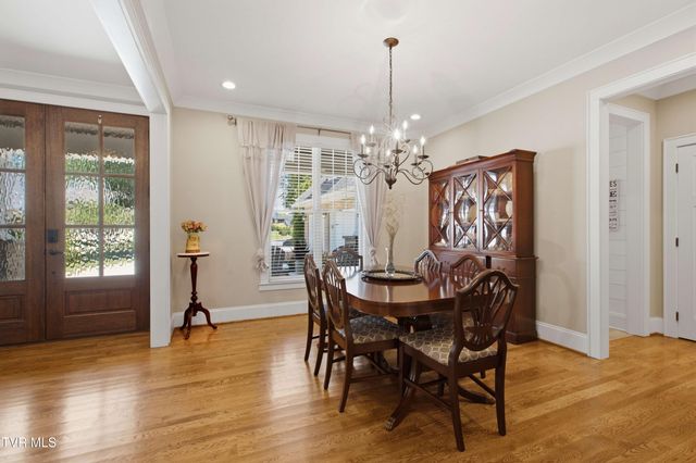 2389 Sawyers Pond Drive, Johnson City, TN 37604