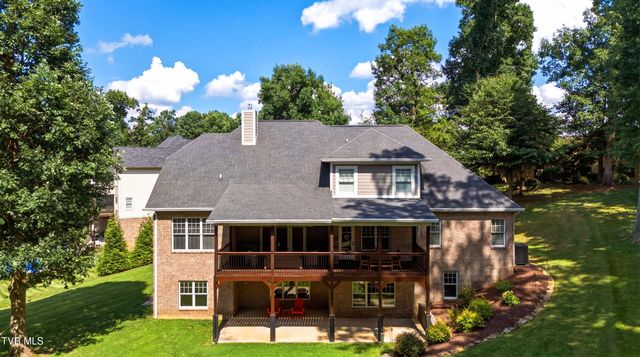2389 Sawyers Pond Drive, Johnson City, TN 37604