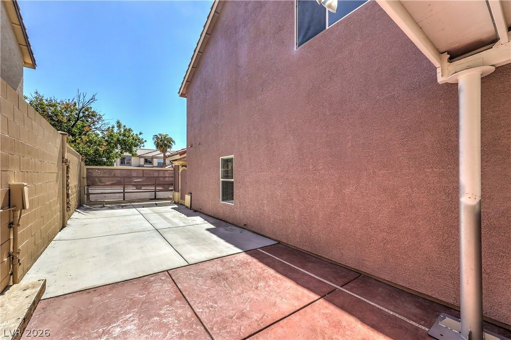 6384 Hotchkiss Court, Las Vegas, NV 89110 — photo 5