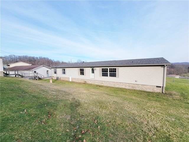 107 Francis Drive, Green Twp, PA 15043