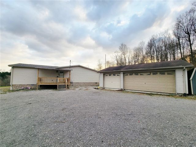107 Francis Drive, Green Twp, PA 15043