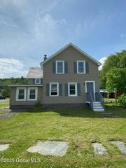 11 4th Avenue, Whitehall, NY 12887