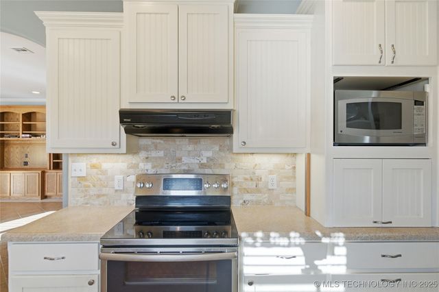 4225 Greentree Way 17A, Sand Springs, OK 74063