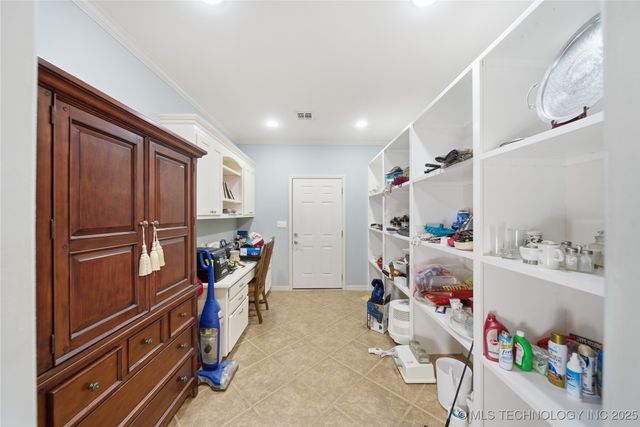 4225 Greentree Way 17A, Sand Springs, OK 74063