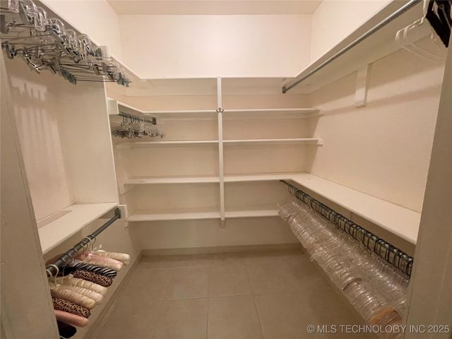 4225 Greentree Way 17A, Sand Springs, OK 74063