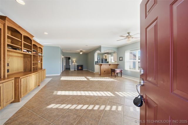 4225 Greentree Way 17A, Sand Springs, OK 74063