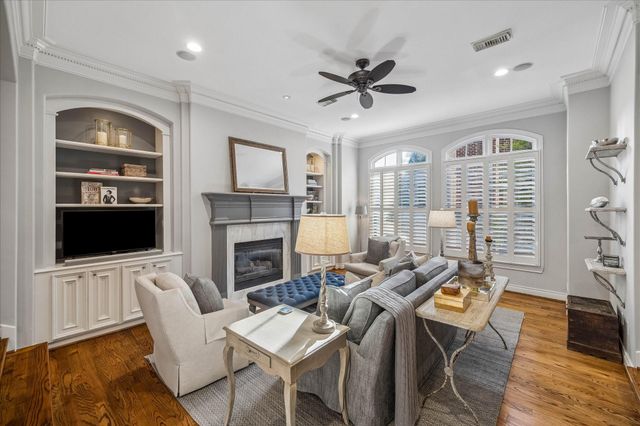 1315 Hyde Park Boulevard, Houston, TX 77006