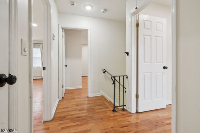 822 Pompton Ave 2, Cedar Grove Twp., NJ 07009