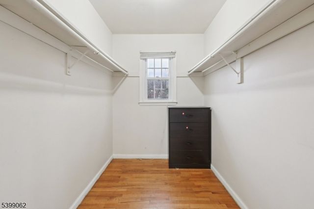 822 Pompton Ave 2, Cedar Grove Twp., NJ 07009