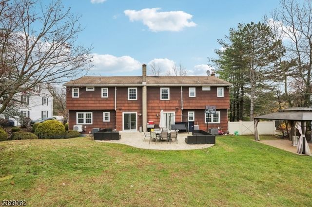 822 Pompton Ave 2, Cedar Grove Twp., NJ 07009