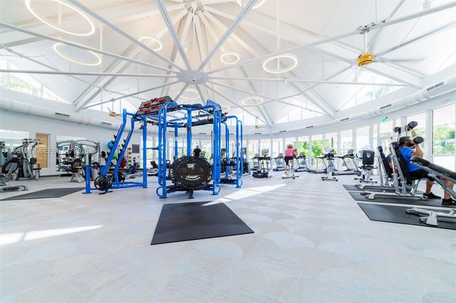 2500 Parkview Drive 1117, Hallandale Beach, FL 33009