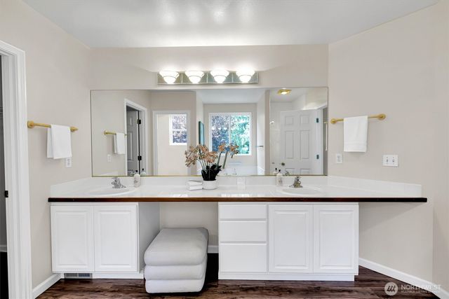 2401 132nd Avenue SE, Bellevue, WA 98005