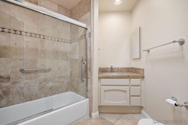 12102 Royal Birkdale A, San Diego, CA 92128