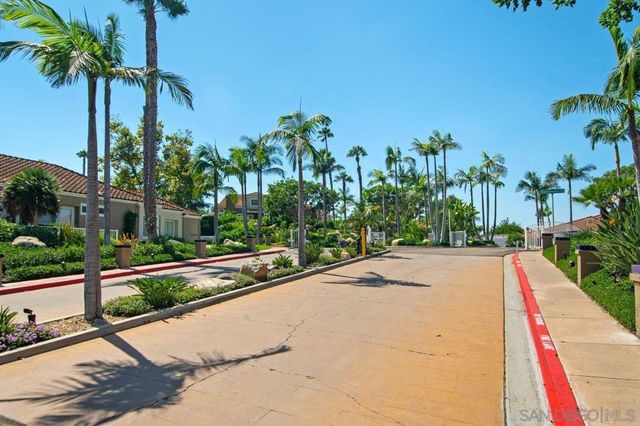 12102 Royal Birkdale A, San Diego, CA 92128