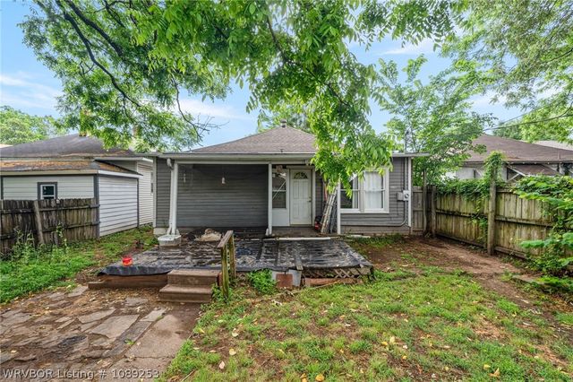 1116 S 20th Street, Fort Smith, AR 72901
