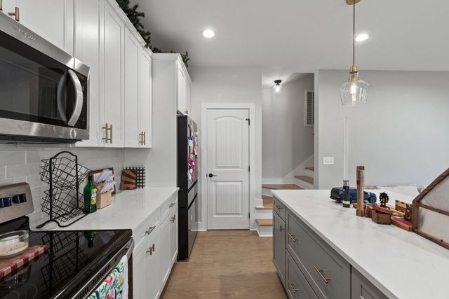 2236 Old Washington Rd, Cedar Hill, TN 37032