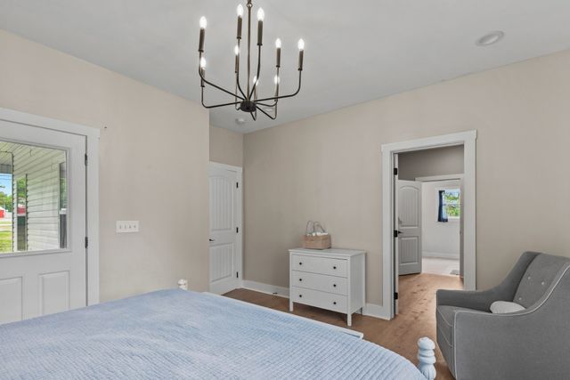 2236 Old Washington Rd, Cedar Hill, TN 37032