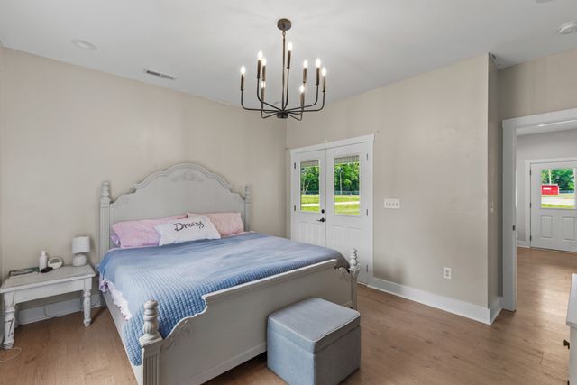2236 Old Washington Rd, Cedar Hill, TN 37032