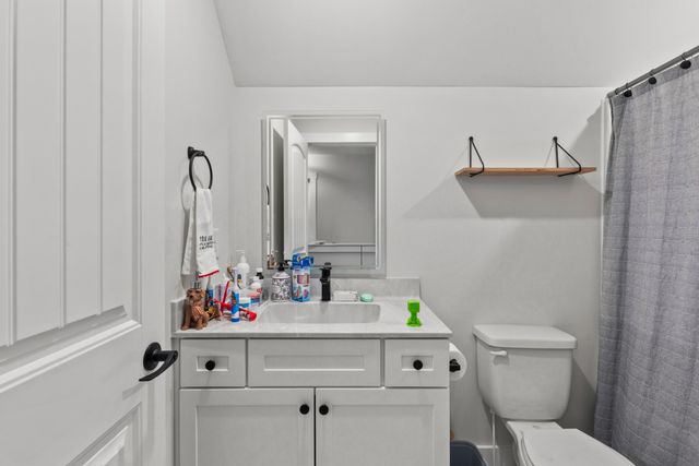 2236 Old Washington Rd, Cedar Hill, TN 37032