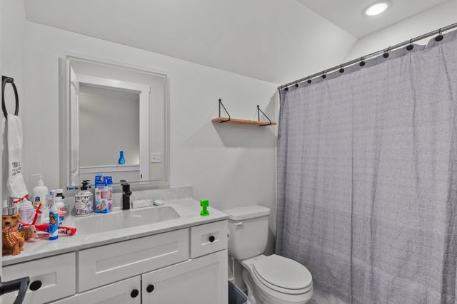 2236 Old Washington Rd, Cedar Hill, TN 37032