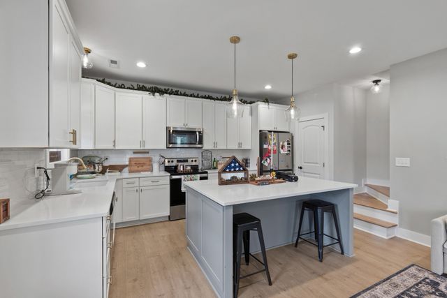 2236 Old Washington Rd, Cedar Hill, TN 37032
