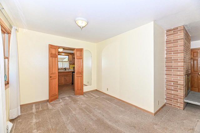 8732 W Burdick AVENUE, Milwaukee, WI 53227