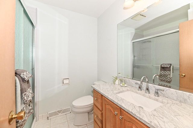 8732 W Burdick AVENUE, Milwaukee, WI 53227