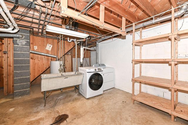 8732 W Burdick AVENUE, Milwaukee, WI 53227