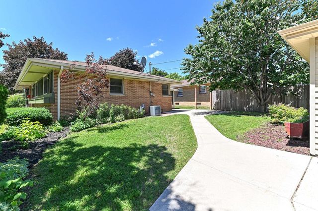 8732 W Burdick AVENUE, Milwaukee, WI 53227