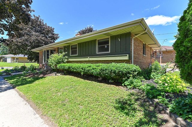 8732 W Burdick AVENUE, Milwaukee, WI 53227