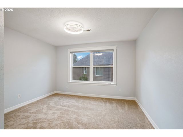 928 Ne 34TH Ave, Camas, WA 98607