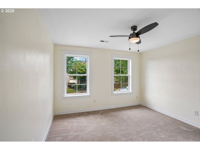 928 Ne 34TH Ave, Camas, WA 98607