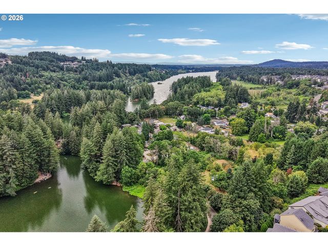 928 Ne 34TH Ave, Camas, WA 98607