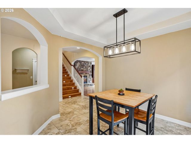 928 Ne 34TH Ave, Camas, WA 98607