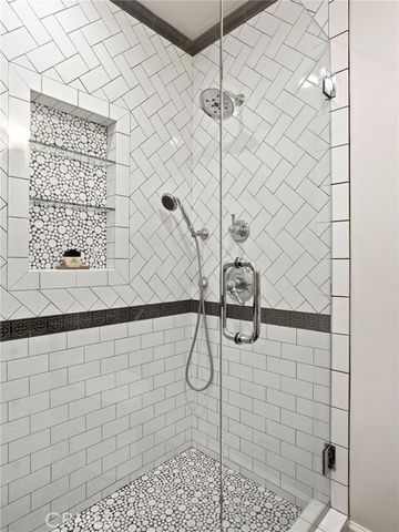 10404 Margate Street, North Hollywood (los Angeles), CA 91601