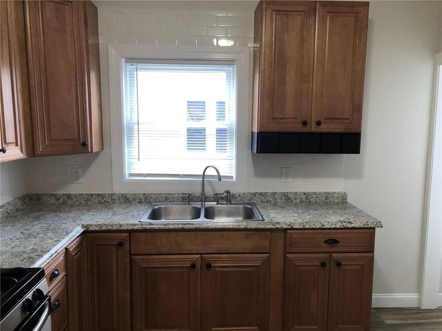 93 Chapin Avenue 1, Providence, RI 02909
