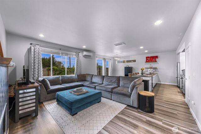 983 Sunseeker Lane, Bellingham, WA 98226